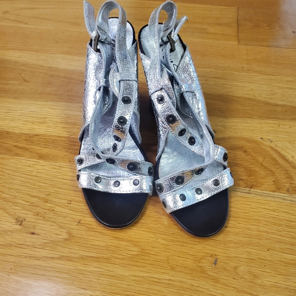 MISS SIXTY DISTRESSED LEATHER STUDDED SANDALS made in italy SIZE 37